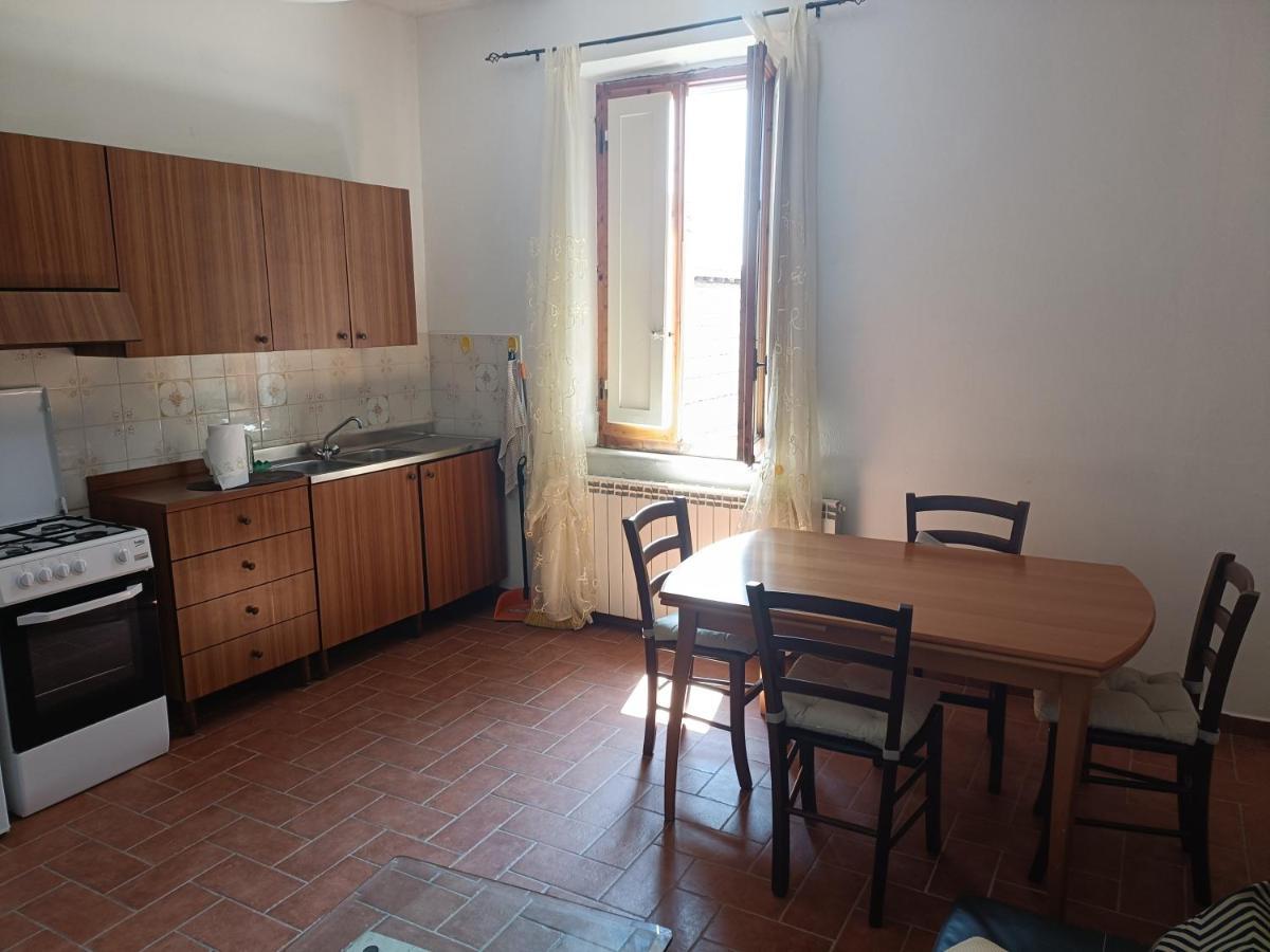 Il Borgo Dei Pini Apartamento Vinci Exterior foto