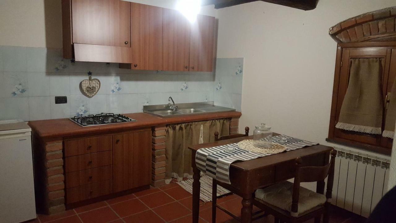 Il Borgo Dei Pini Apartamento Vinci Exterior foto